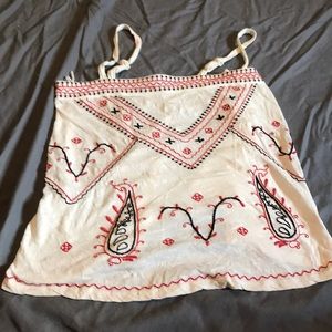 Maurice’s tank top